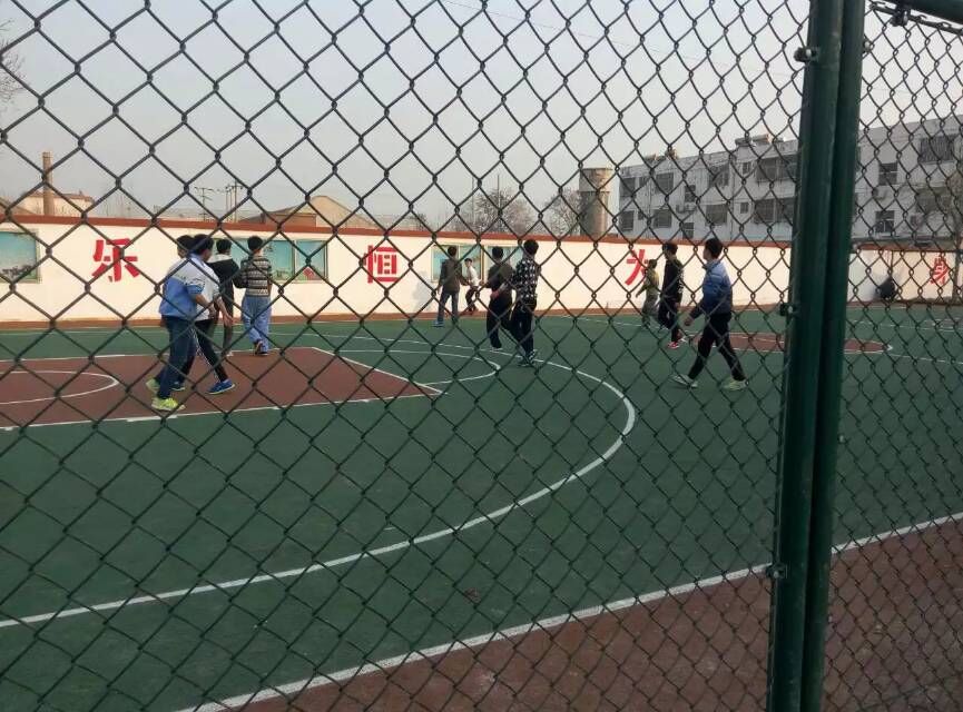 學校球場圍網