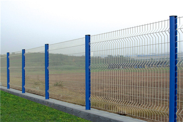 桃型柱護(hù)欄網(wǎng)